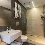 Orla Apartment *