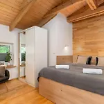 Orla Apartmán *
