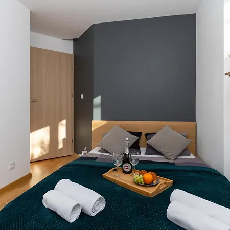 Orla Apartment